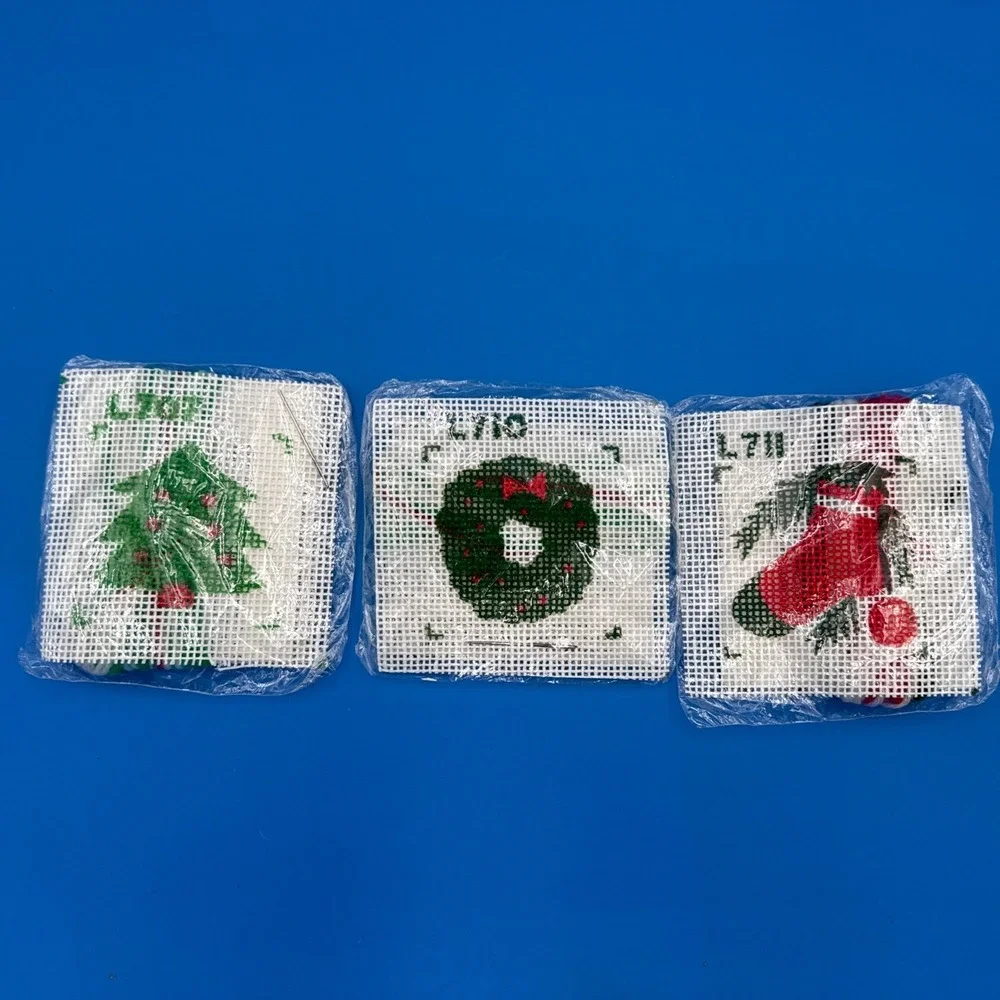 Vtg Christmas Ornament or‎ Coaster Needlepoint Kit Set Holiday NOS Sealed